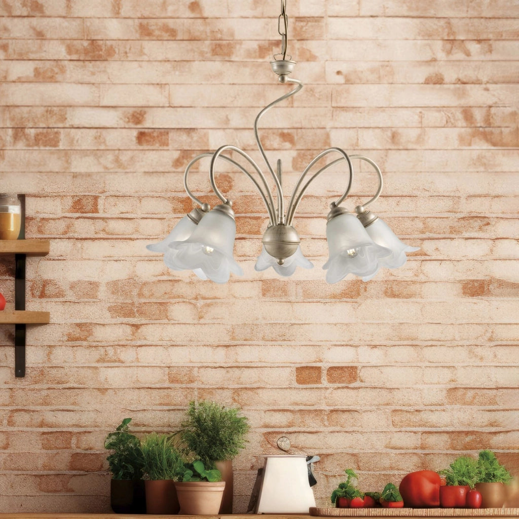 Lampadario in ferro laccato avorio con decorazione oro antico e diffusori in vetro diametro 14 alabastro bianchi 5 luci