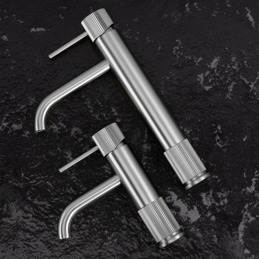Rubinetto Da Bagno Rea Lungo Stripe Brush Nickel Low