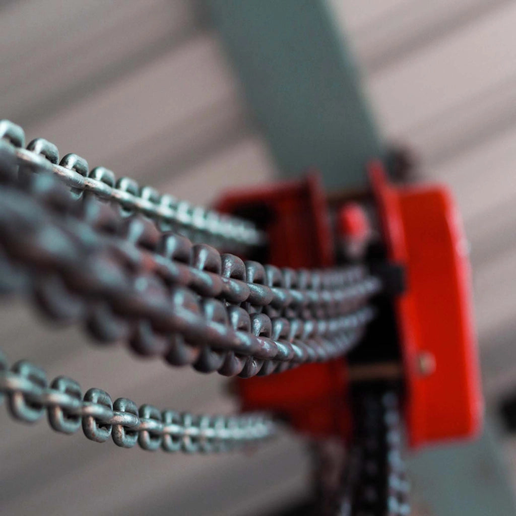 Paranco a catena manuale, max 2000 kg, con catena di 3 m, sollevamento di 2,5 m per carichi pesanti