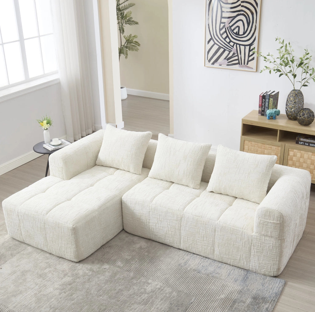 Divano modulare 3 posti in ciniglia beige con modulo allungato, tasche laterali e 3 cuscini