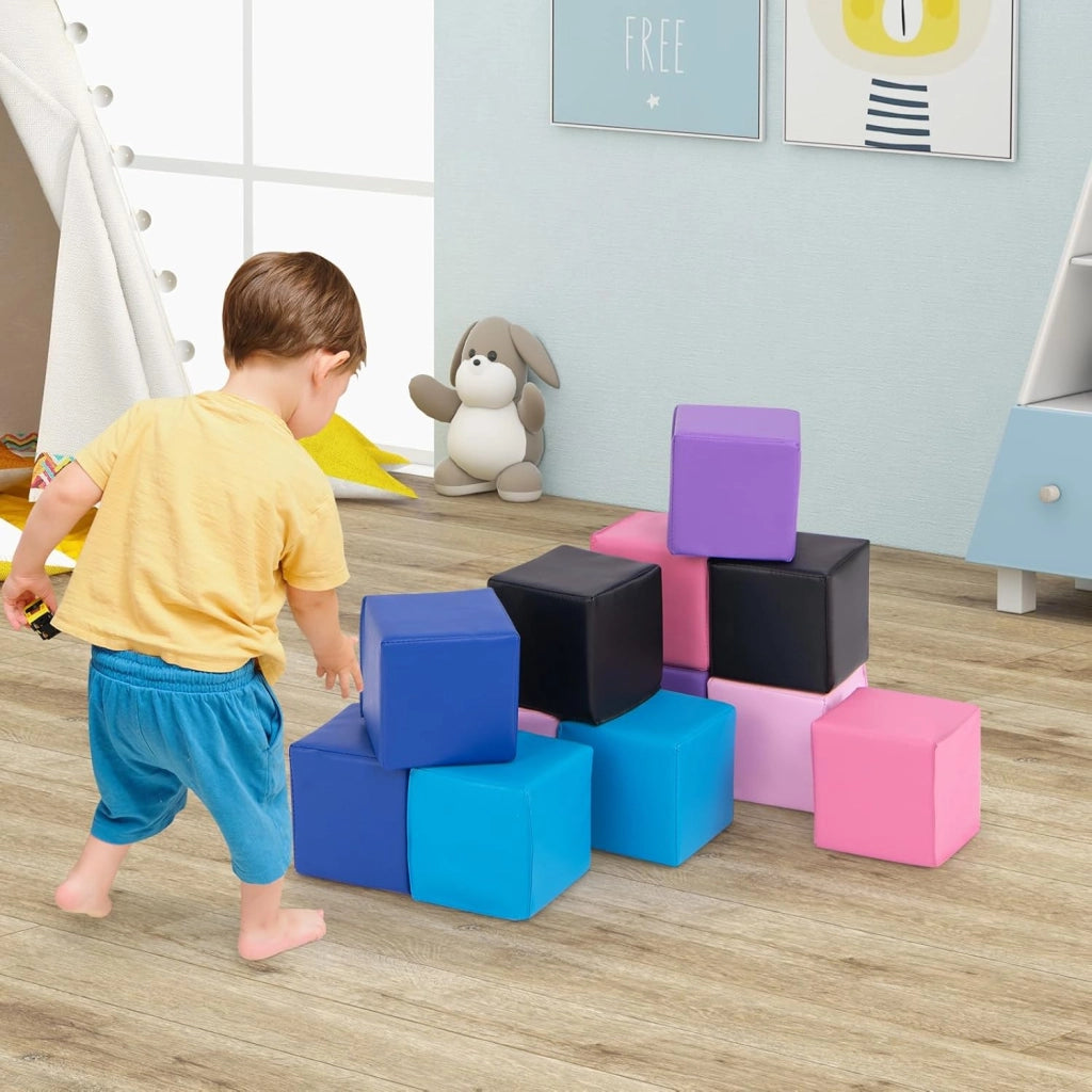 Set di 12 Blocchi da Costruzione in Schiuma EPE, Cubi Colorati 14 x 14 cm con Copertura in Finta Pelle Impermeabile, Blocchi Morbidi per Bambini per Impilare e Arrampicarsi (Rosa e Nero)