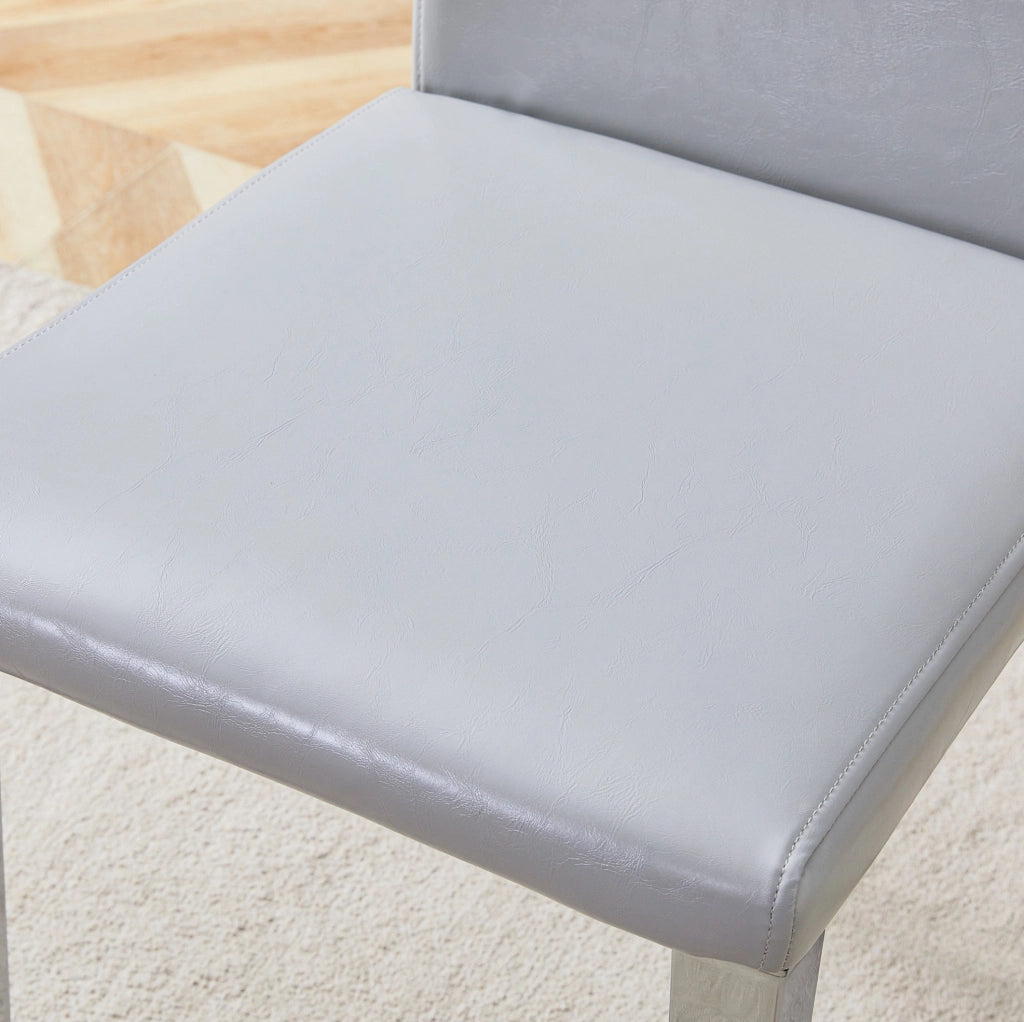 Set di 4 sedie da pranzo moderne in PU grigio chiaro con gambe in metallo argento; 90 cm
