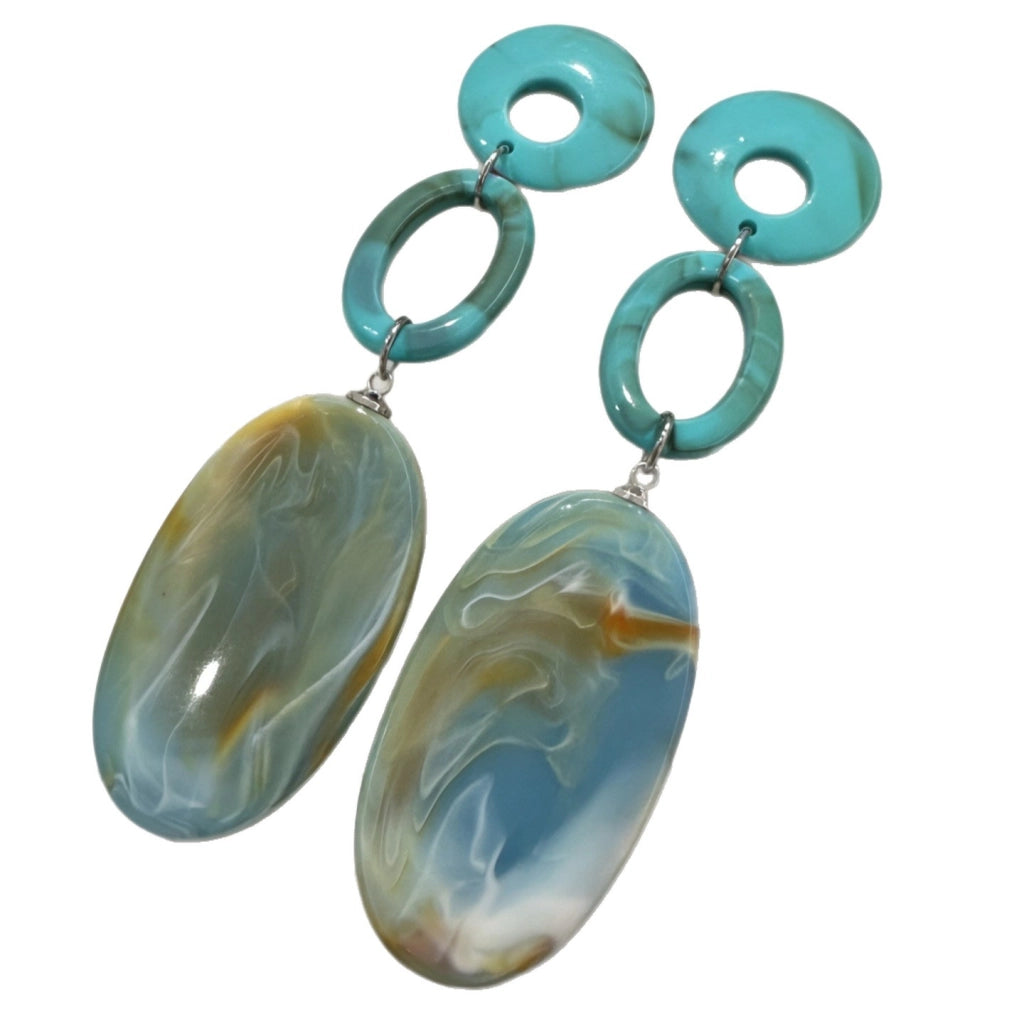 Orecchini pendenti blu testurizzati in stile vacanza al mare, lussuosi e sofisticati, di forma ovale geometrica traforata, per donna.