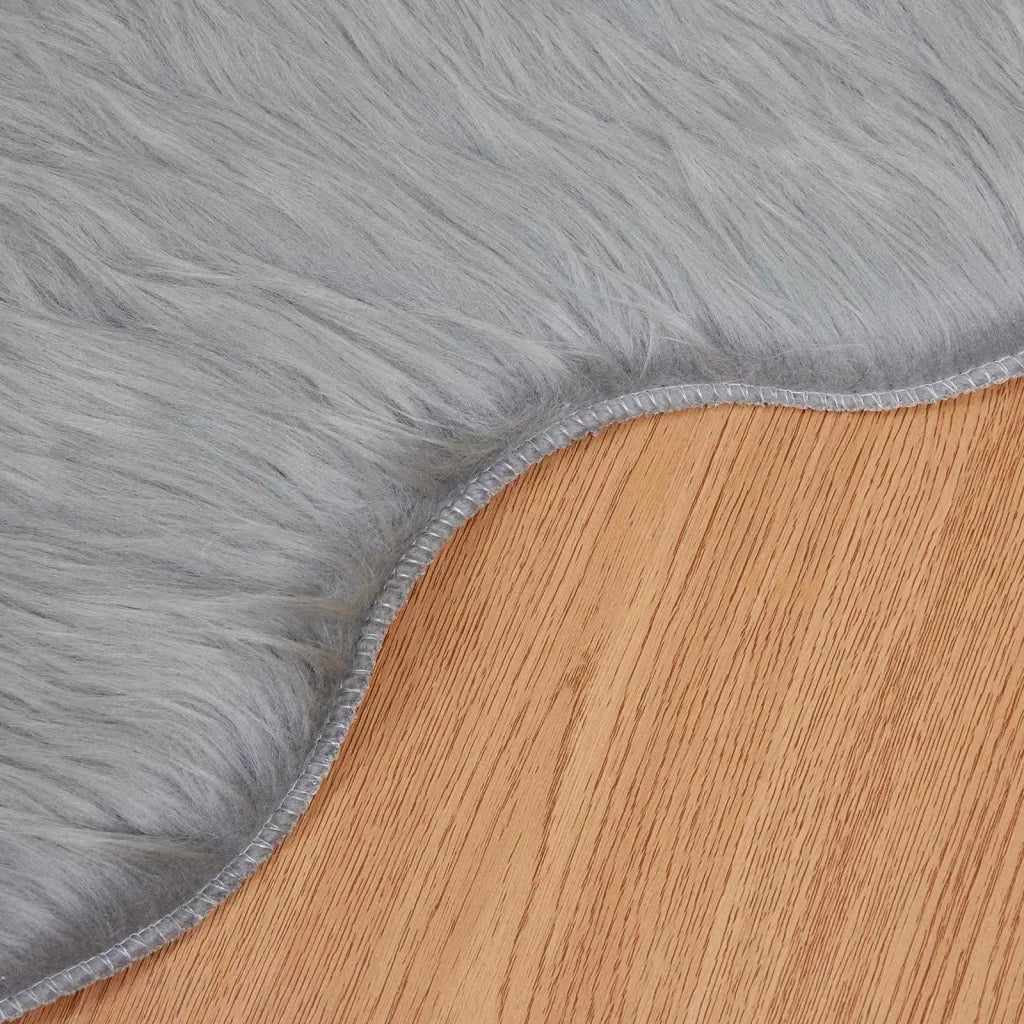 Tappeto in finta TAFALLA Grigio 60 x 90 cm Poliestere 42021541