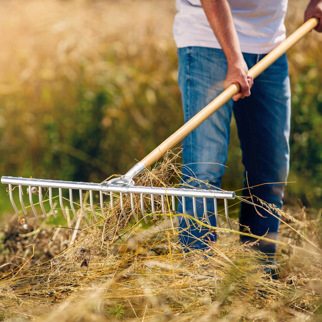 Rastrello in alluminio KADAX per fieno, erba, foglie, giardino, leggero, manico a 22 denti