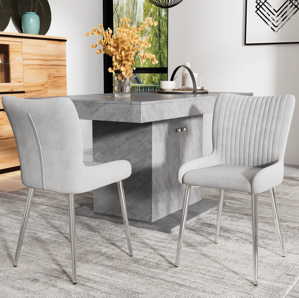 Set di 4 sedie da pranzo in velluto con gambe in metallo grigio