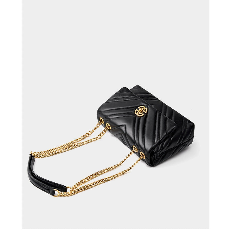 Borsa quadrata da donna in vera pelle nera con catena