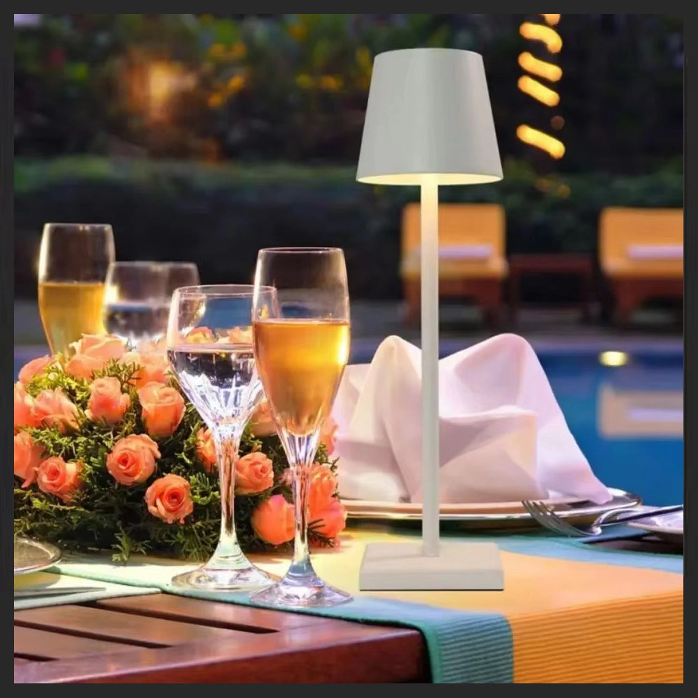 Lampada Touch da Tavolo Bianca Ricaricabile USB con Luce Dimmerabile 10.5x26.5cm