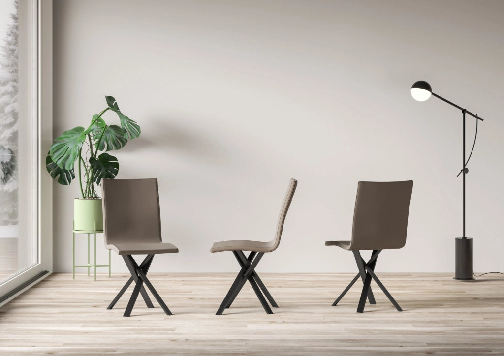 Sedia 40/44x42x86 cm Aury gambe Antracite in Similpelle Tortora
