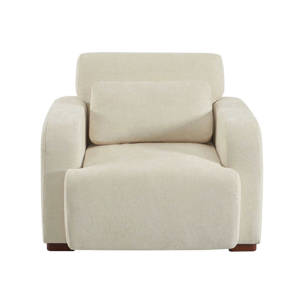 Poltrona in tessuto con gambe in legno di hevea, bianco sporco