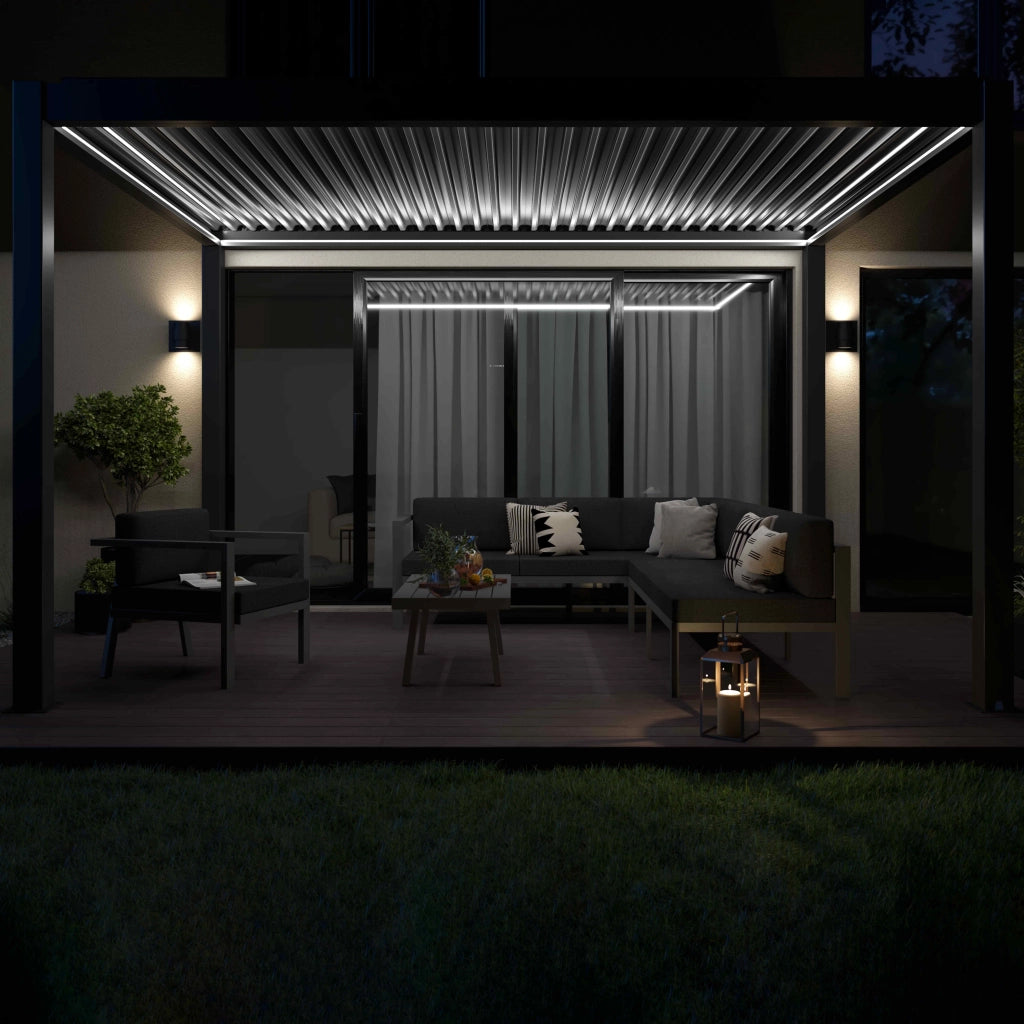 Pergola bioclimatica motorizzata illuminata 3x4m e 2 tende