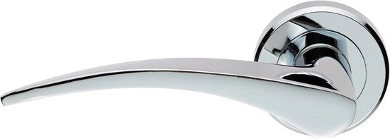 Cancello di ingresso moderno con design elegante