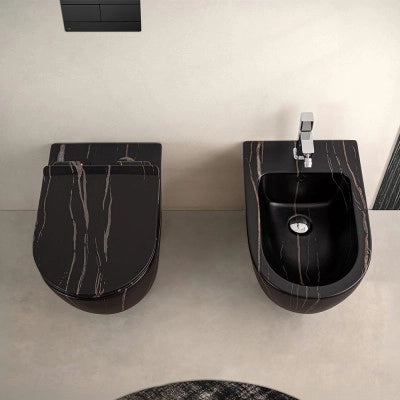 Water filoparete Rimless ceramica marmorizzata nera con sedile Tokyo