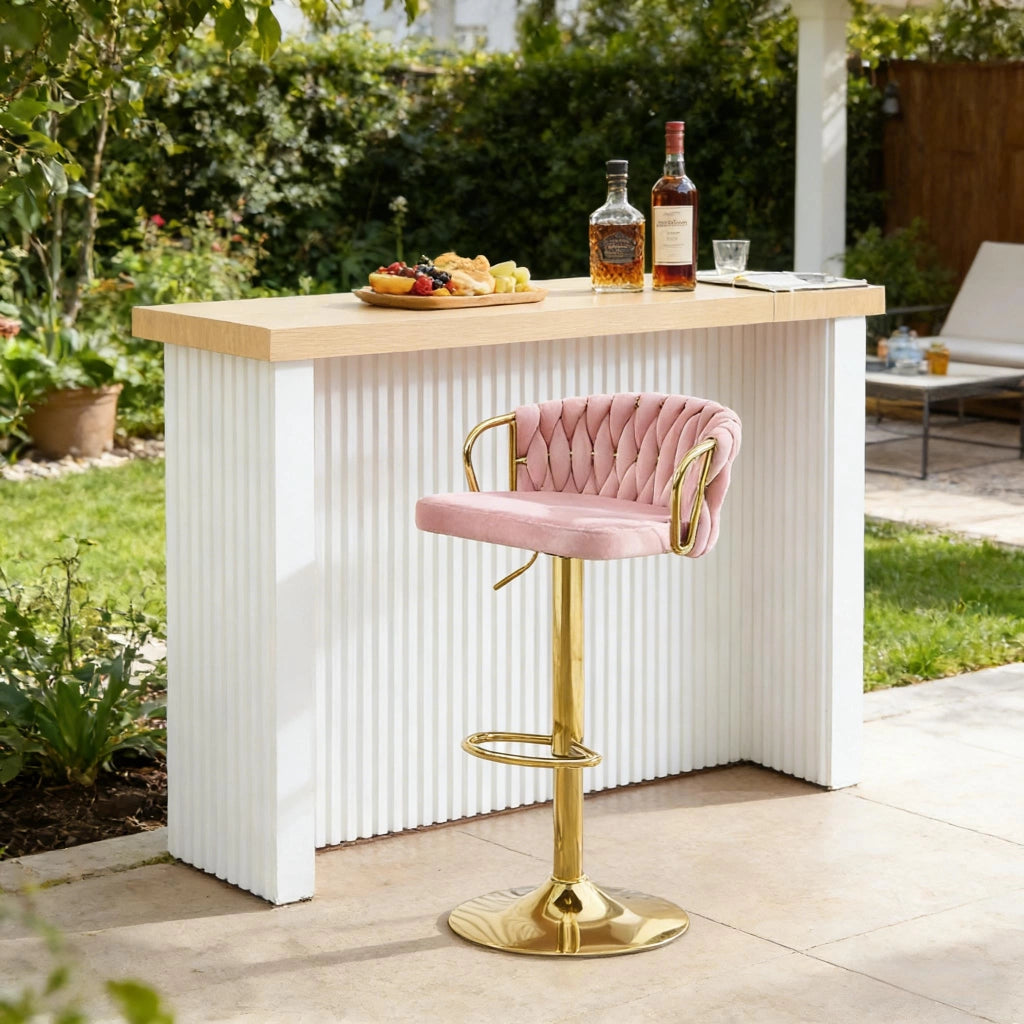 Sgabello bar girevole in velluto rosa con schienale, braccioli e altezza regolabile 77-98 cm