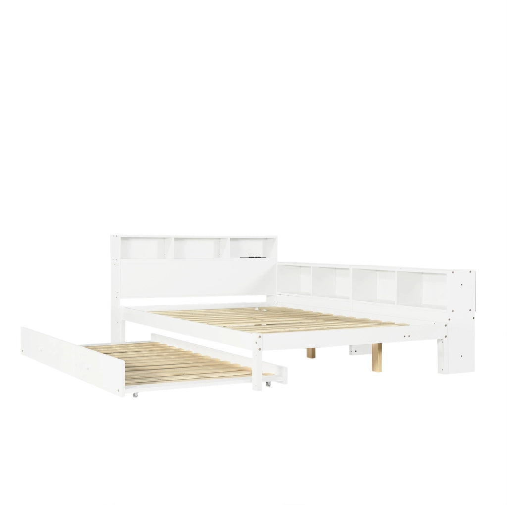 Letto in legno 120x200 cm con letto estraibile; mensola laterale e ricarica; bianco