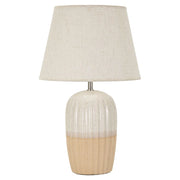 Lampada da tavolo Japandi in ceramica sabbia e crema