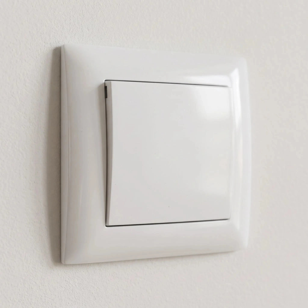 Interruttore Singolo Con Cornice Oste Jnh006-w White