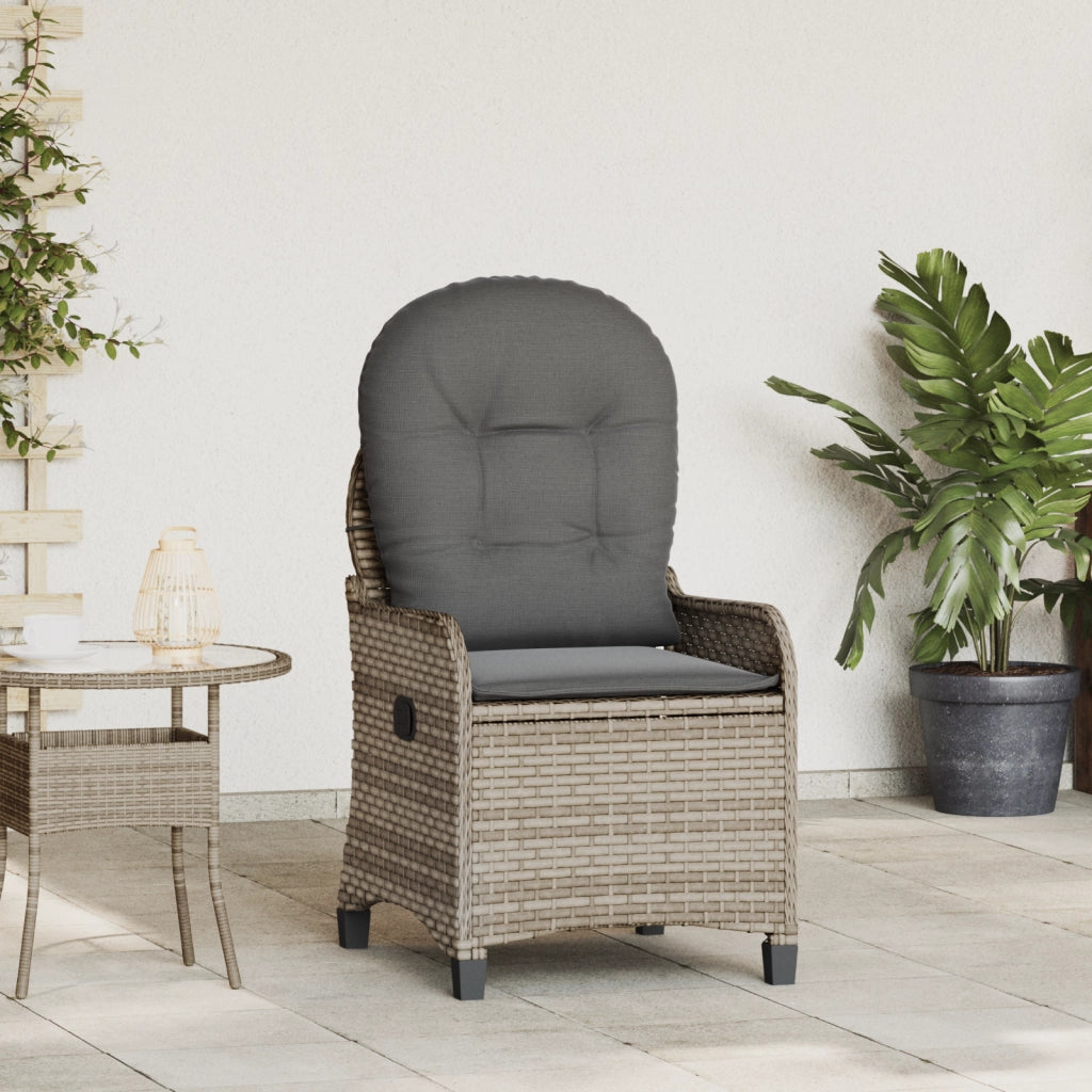 Poltrona Relax con Cuscino Grigio in Rattan Plastificato