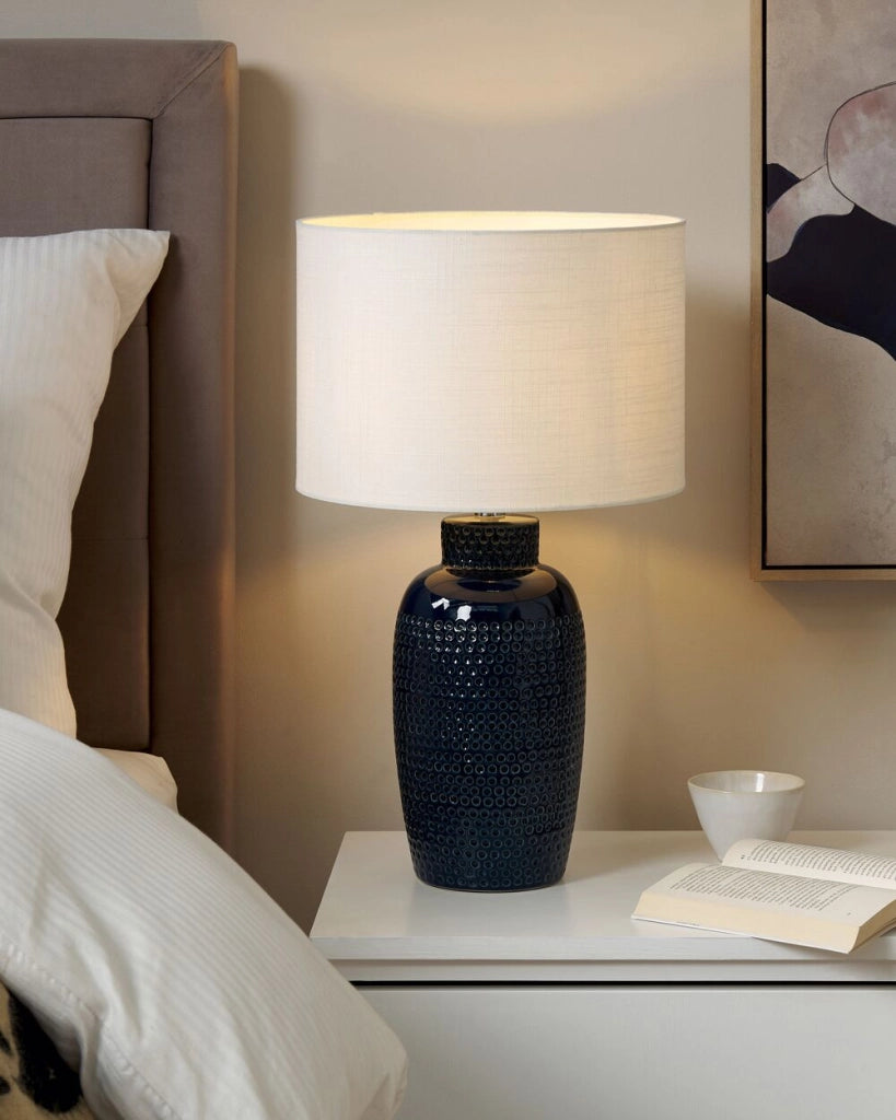 Lampada da tavolo ceramica blu con paralume bianco 56 cm camera da letto soggiorno