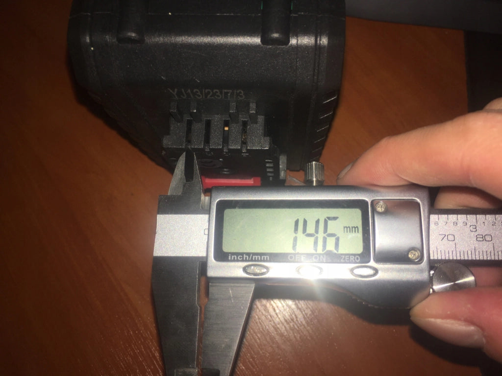 Batteria 21V 1,5Ah Li-Ion Serie Animal PRO – Alta Capacità e Durata | Compatibile con Utensili Rosfix | Ricarica Rapida