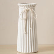 Vaso grande per fiori in design moderno