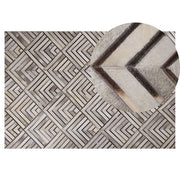 Tappeto in pelle di vacchetta Patchwork in pelle beige Motivo geometrico a rombi 140 x 200 cm