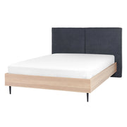 Telaio del letto grigio scuro in tessuto UE matrimoniale Dimensioni 140 x 200 cm Testiera imbottita Telaio in MDF Gambe in metallo Base a doghe in legno Camera da letto in stile moderno