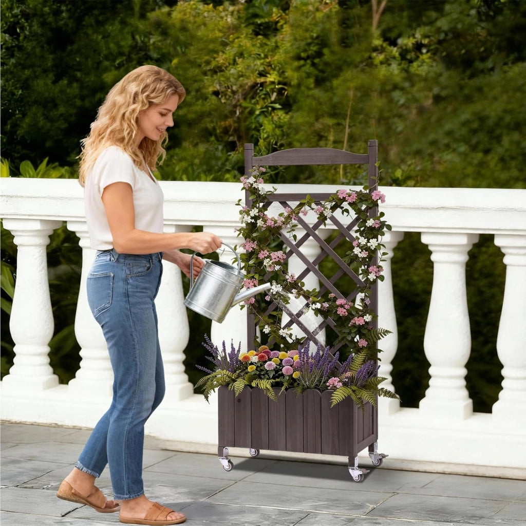 Fioriera in legno con grigliato e ruote, rialzata, resistente alle intemperie con fori di drenaggio, per giardino, balcone e terrazza, 49 x 28 x 116 cm – Marrone