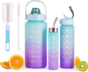 3 x Bicchieri da acqua 2 L + 900 ml + 500 ml con manico di canna Etichetta motivazionale con orologio senza bolle per sport, esterno, ufficio, fitness, campeggio, yoga - BPA-free (Blu/Color viola)