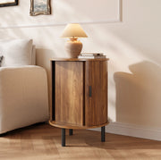 Mobiletto rotondo 48x48x65 cm con anta scorrevole e ripiano interno; MDF e truciolare; noce