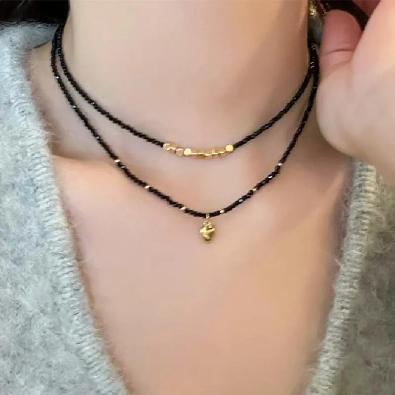 Collana a doppio strato fatta a mano con perline di cristallo nero, regalo d'amore per Natale e compleanno.