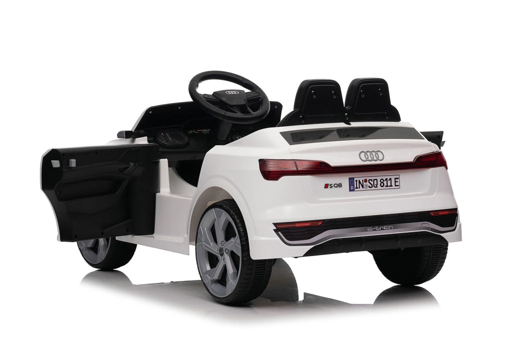 Macchina Elettrica per Bambini Licenza Ufficiale Audi SQ8 12V 4,5Ah Bianco