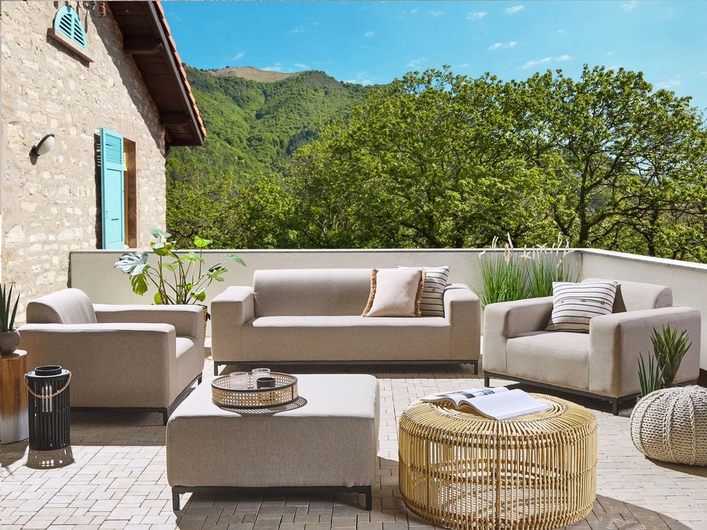 Divano da giardino Set rivestimento in tessuto beige con ottomana a 5 posti resistente alle intemperie per esterni