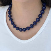 Collana di perle blu scuro fatta a mano: regalo per donna