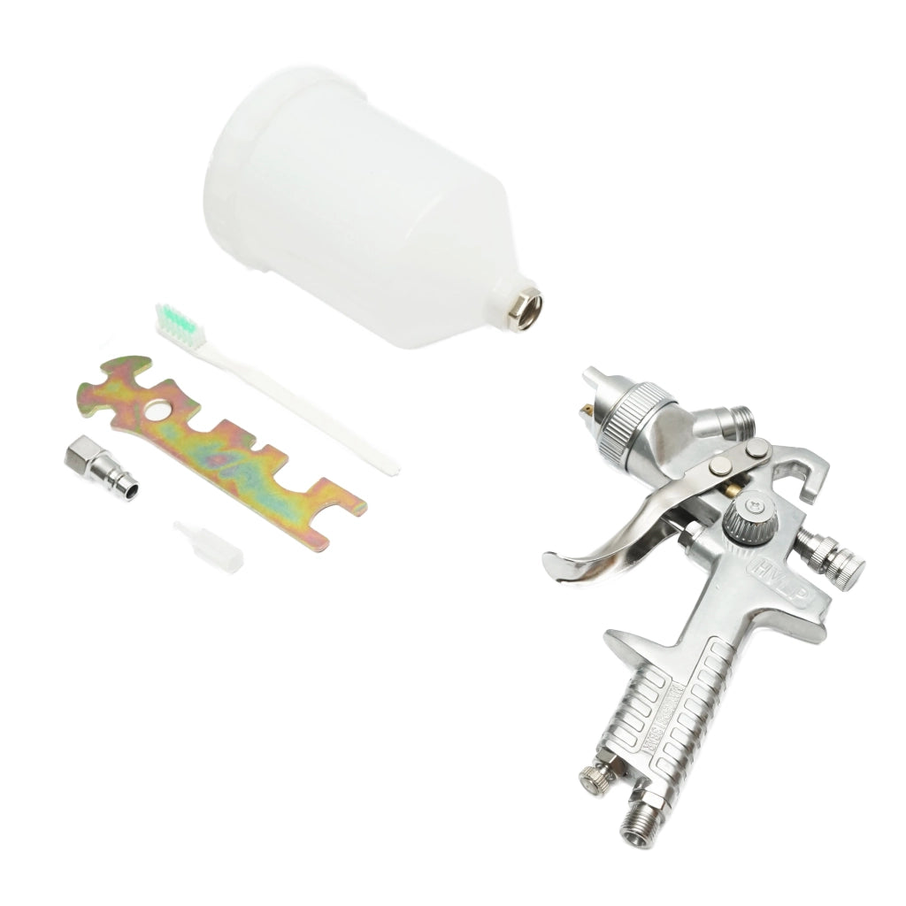 Pistola ad aria compressa da 0,6 litri, con serbatoio in plastica sulla parte superiore e ugello da 1,4 mm.