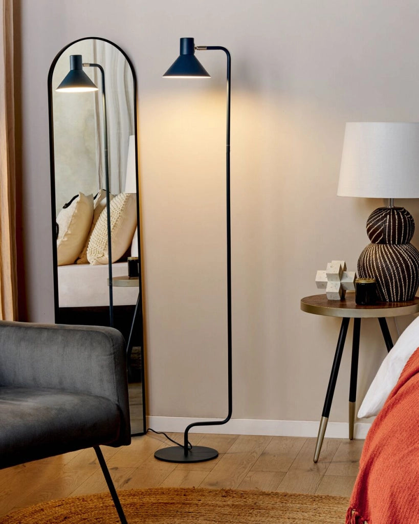 Lampada da terra in metallo blu 154 cm Paralume a cono regolabile Interruttore On-Off Camera da letto Soggiorno Casa Ufficio Illuminazione Design Industriale