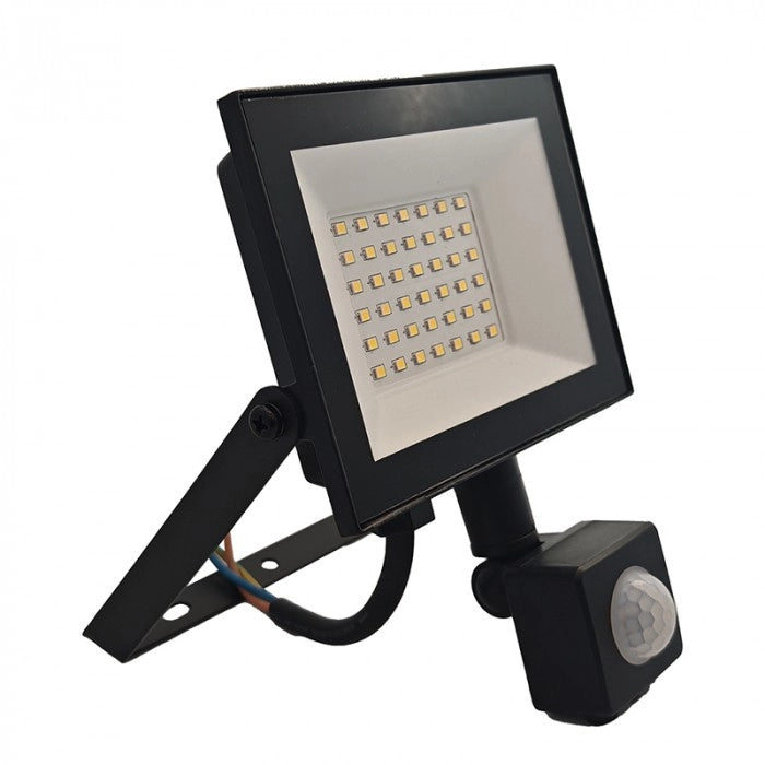 Faro LED 30W con sensore PIR nero 6500K 2700lm IP54