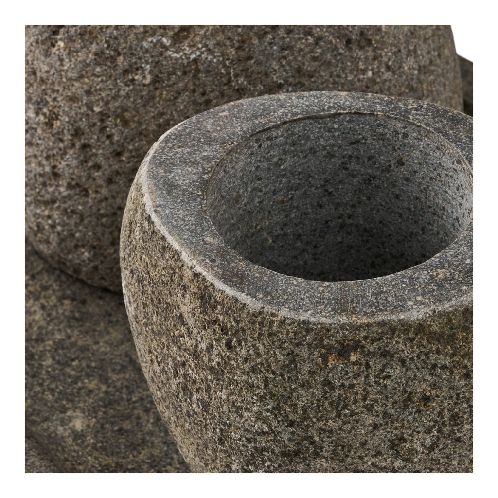 Set bagno Gara in pietra riverstone — dispenser, portaoggetti e vassoio