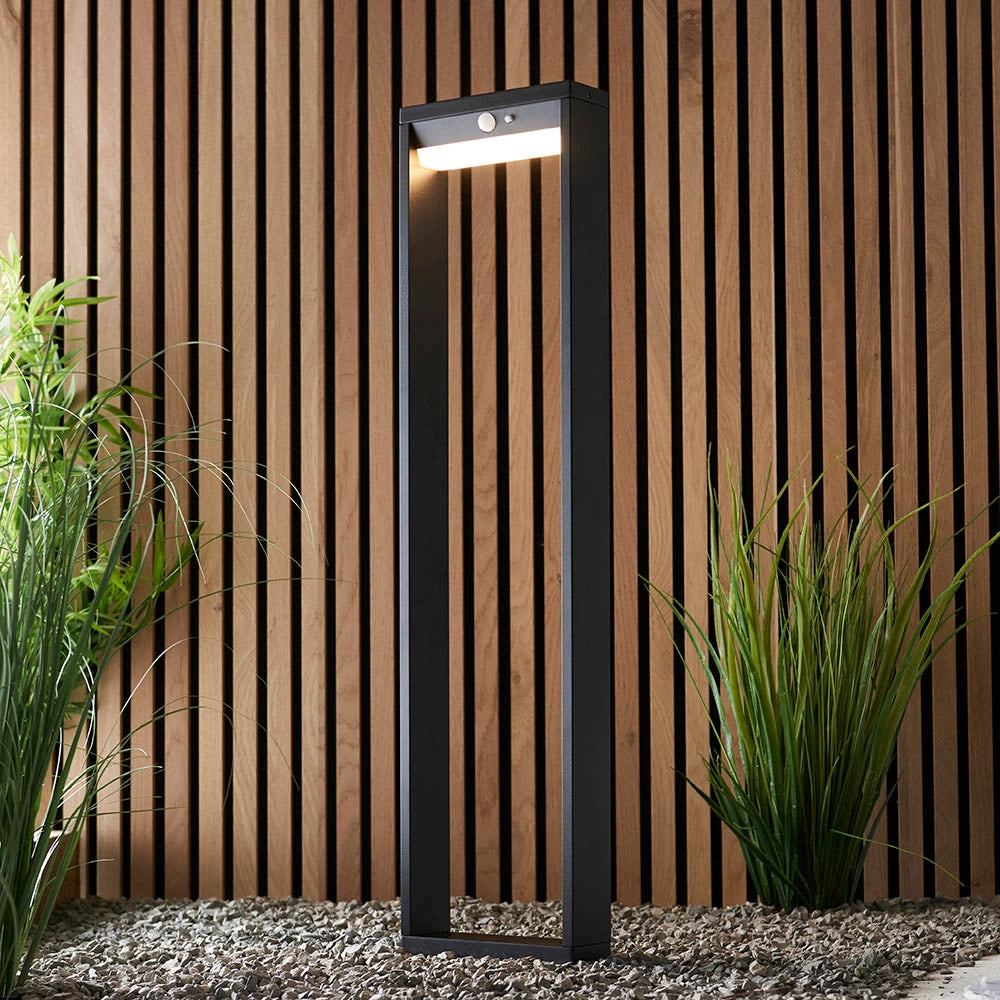 Paletto solare LED 5,8W PIR crepuscolare 80cm nero Endon