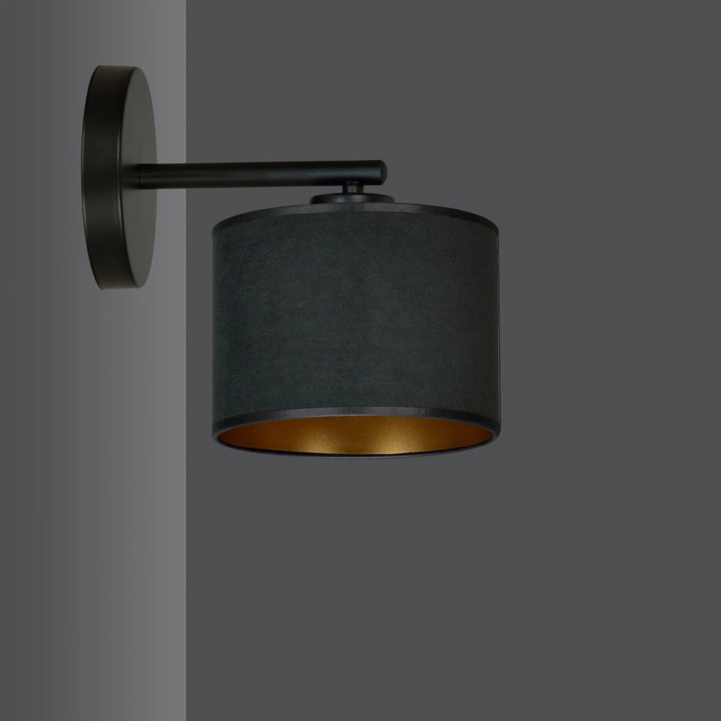 Lampada da parete Hilde in acciaio nero opaco