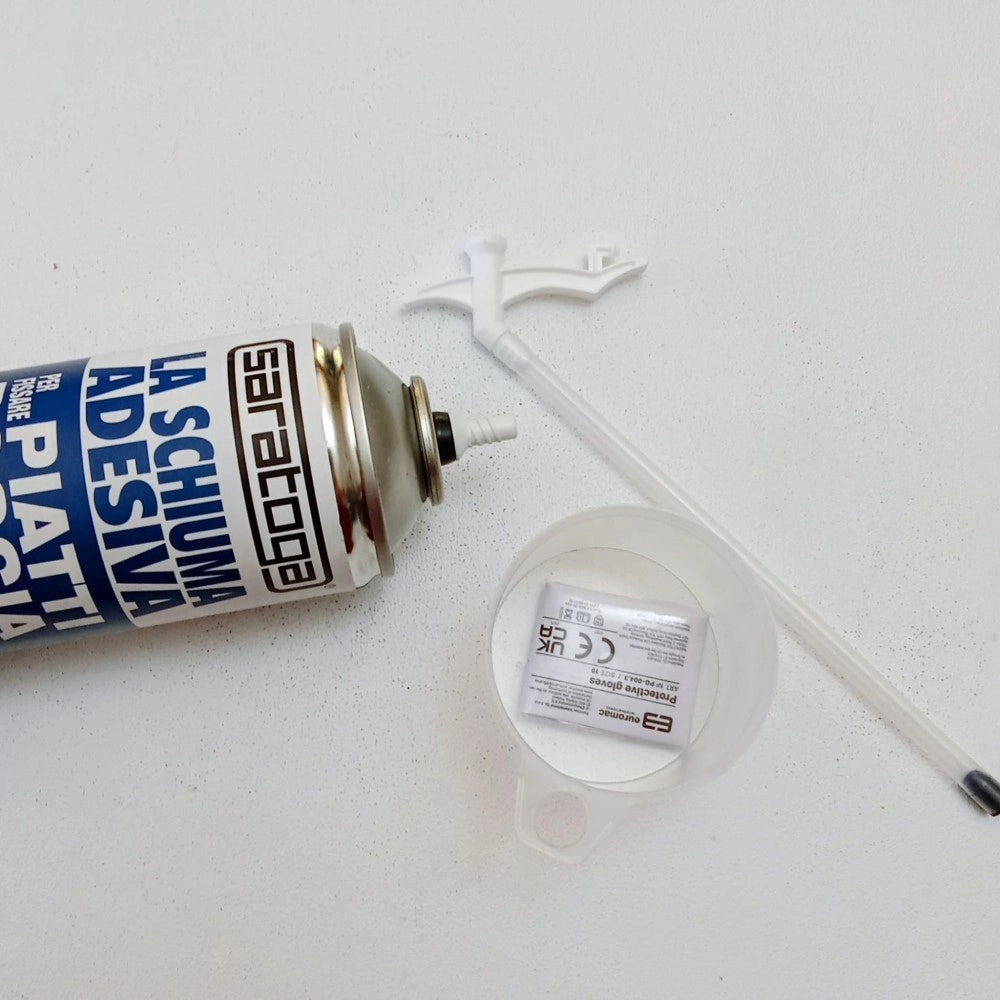 Saratoga 500ml / 22lt schiuma adesiva per fissaggio piatti doccia su massetto