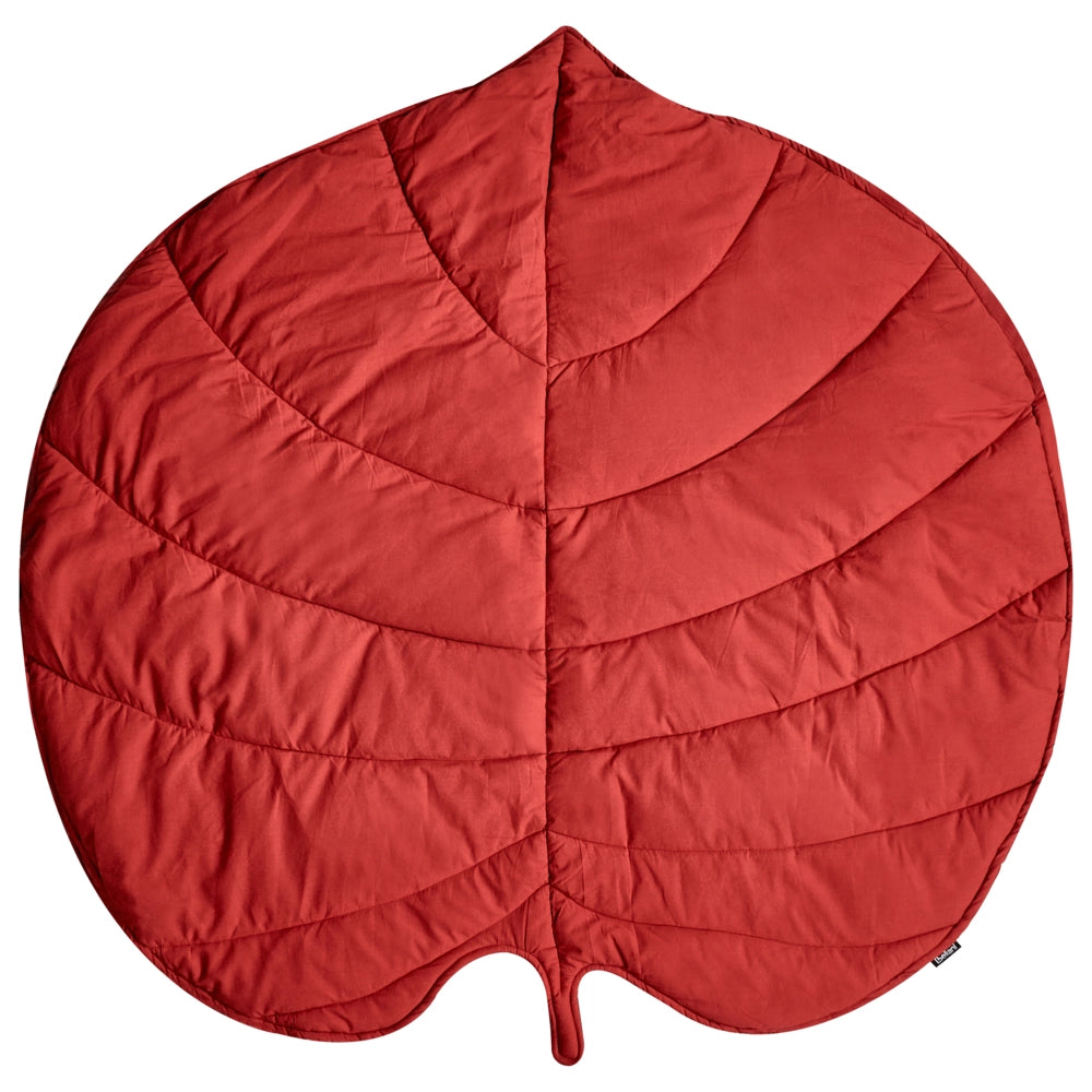 Tappeto per bambini in cotone rosso a forma di foglia trapuntato 110 x 110 cm accessorio per la cameretta dei bambini