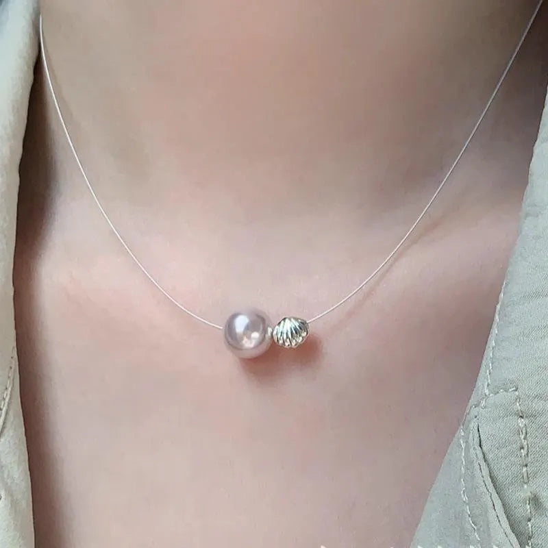 Collana di conchiglie e perle fatta a mano, regalo di Natale o di compleanno.