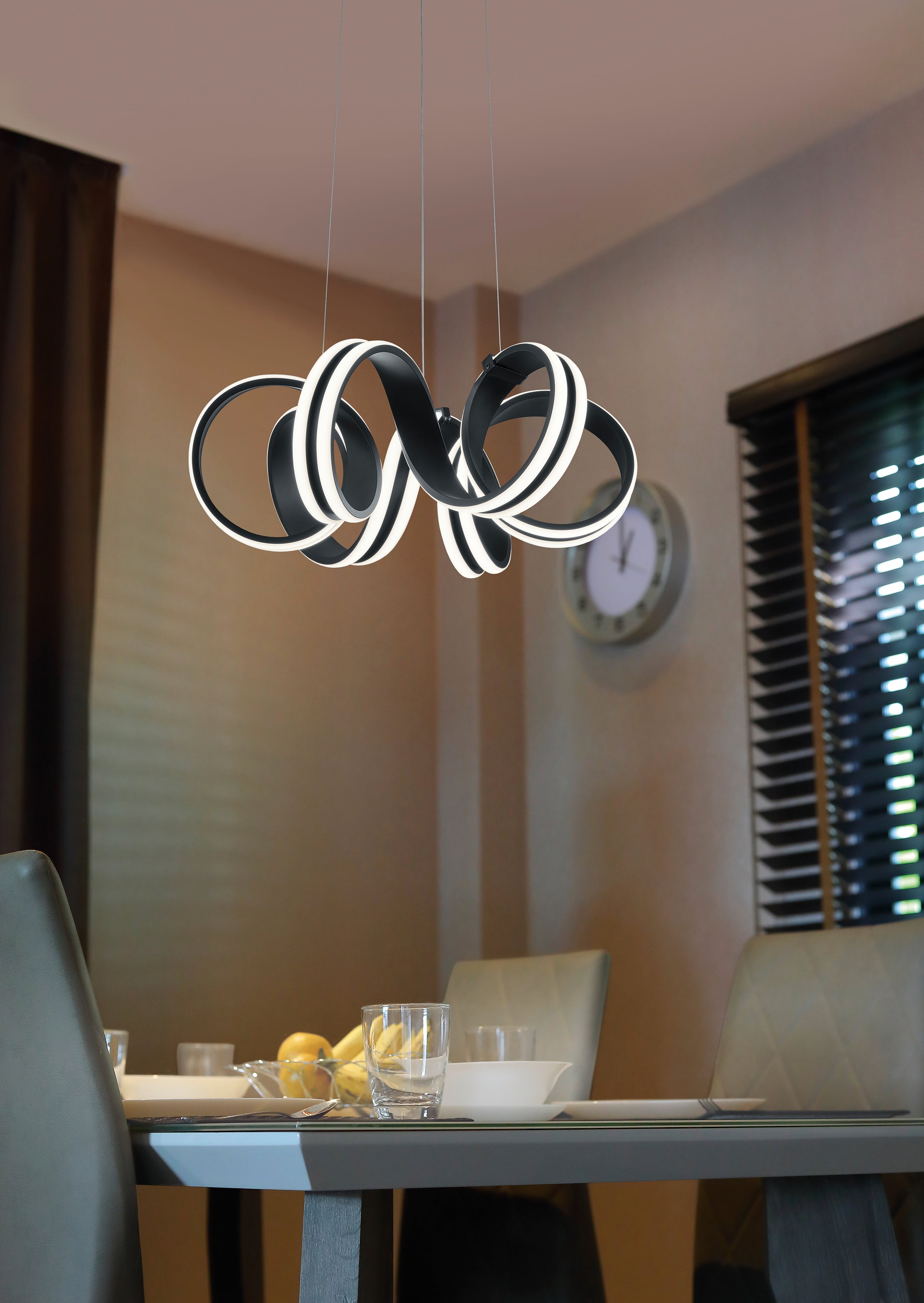 Lampada a Sospensione da Interno a LED in Metallo Nero Opaco