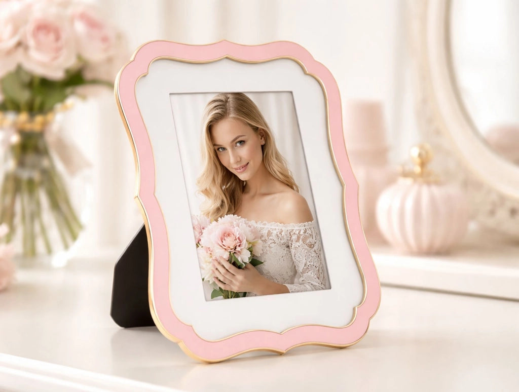 Cornice Margot Rosa 17x1,4x21,9 cm in Zinco e Vetro Rosa e Oro