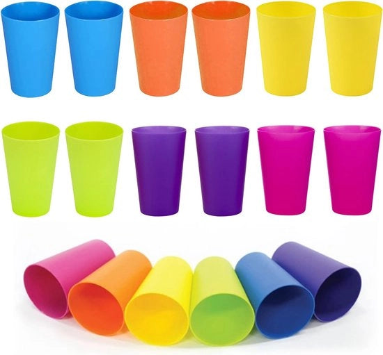 Set di 24 bicchieri in plastica per bambini, 250 ml bicchieri in plastica riutilizzabili, 6 colori bicchieri in plastica, bicchieri in plastica rigidi, adatti per compleanni, feste, matrimoni, feste, pic nic.
