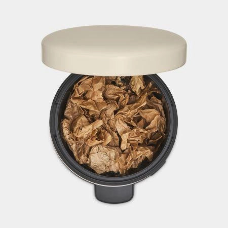 Brabantia 149924 NewIcon Pattumiera a Pedale 12 L Chiusura Ammortizzata Base Antiscivolo Coperchio Antiodore colore Beige