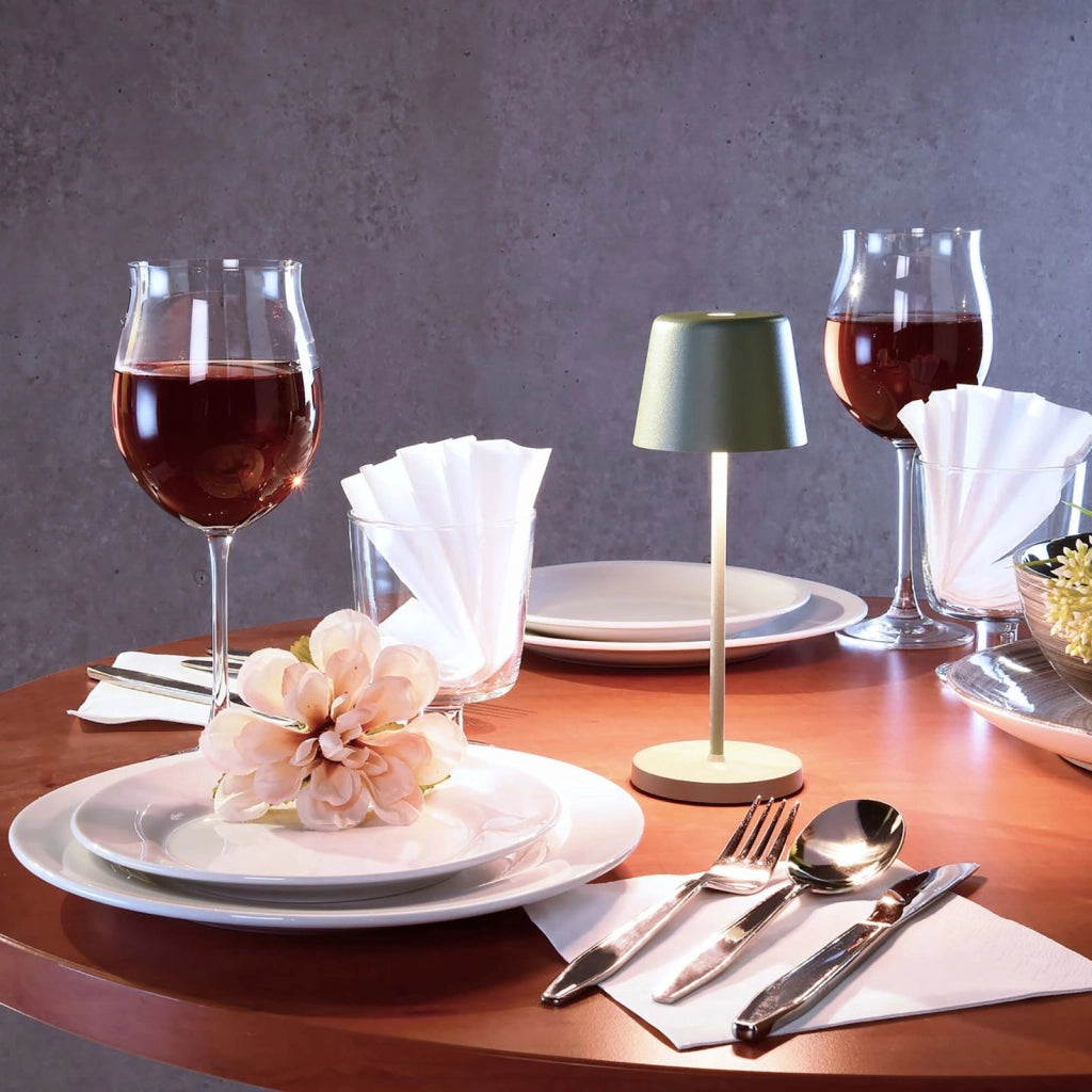 Lampada senza fili da tavolo moderna IP65 ricaricabile USB luce TOUCH dimmerabile atmosfera tavolini bar ristorante BIANCO
