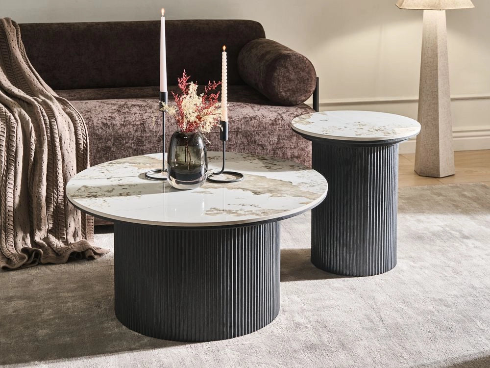 Tavolino con base in MDF e piano in marmo bianco ceramico Design moderno Gambe scanalate ø 80 cm Nero