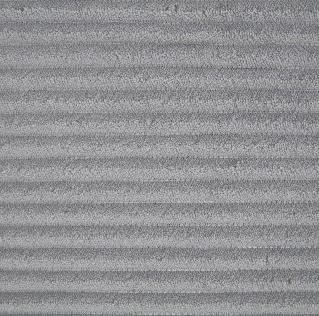 Divano 2 posti in velluto grigio chiaro con seduta profonda; 224 x 81 x 81 cm